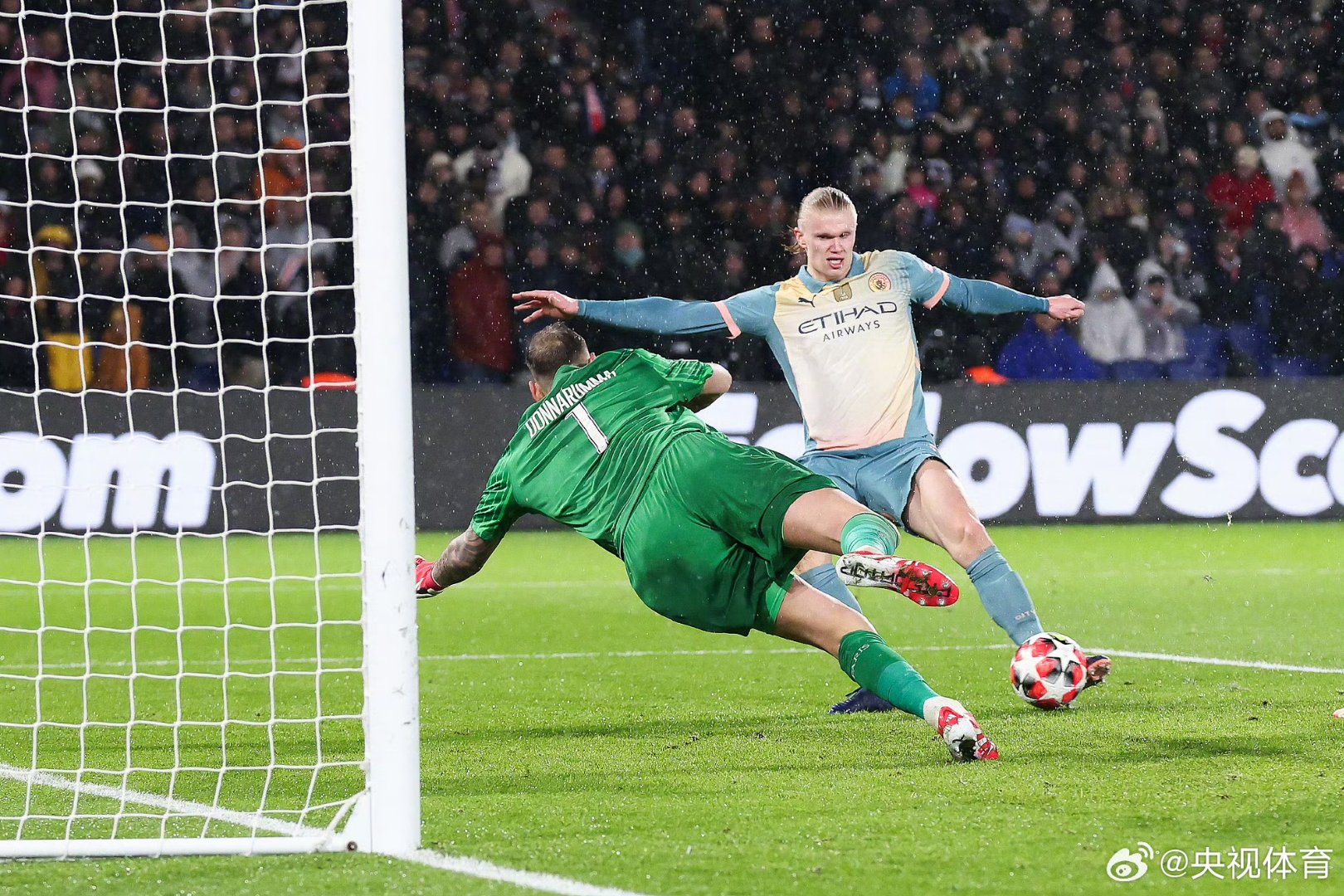 关于曼联告负出局,欧冠急塌英勇无用的信息 关于曼联告负出局,欧冠急塌英勇无用的信息